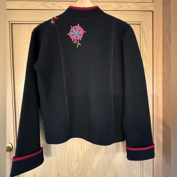 Icelandic Design Boiled Wool Floral Pattern Button Front 2006 Jacket / medium - Picture 7 of 12